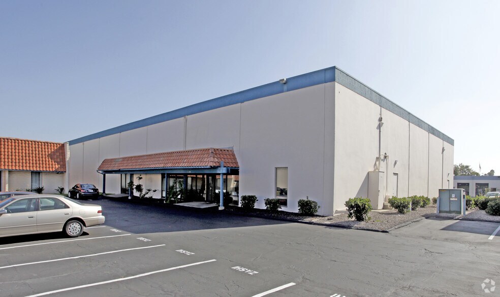 Primary Photo Of 4935 Mercury St, San Diego Manufacturing For Lease