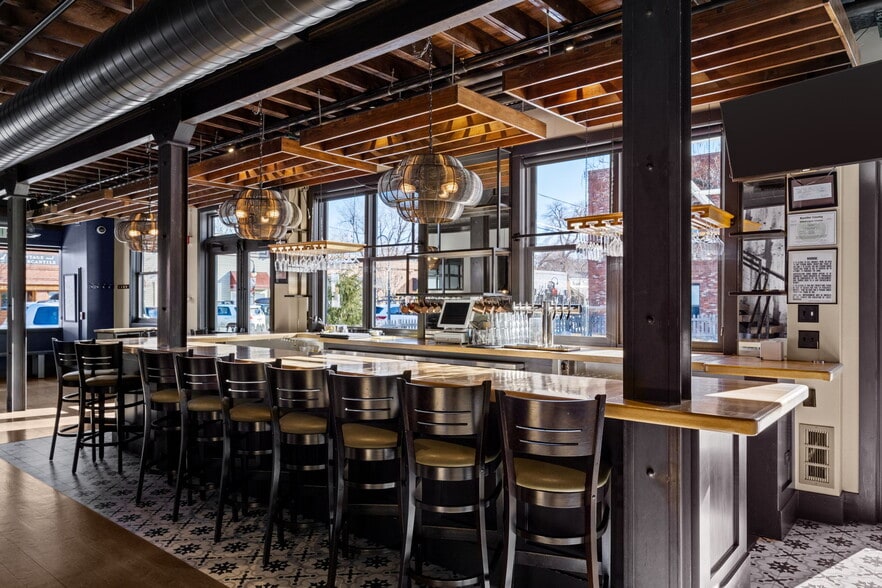 More Photos Of 121 E 2nd Ave, Niwot Restaurant For Lease