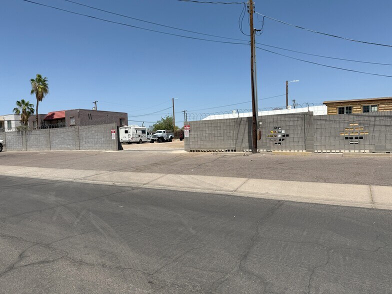 More Photos Of 1880 W Apache Trl, Apache Junction Warehouse For Sale