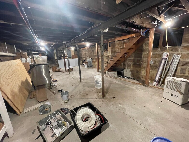 More Photos Of 103 N Fraley St, Kane Restaurant For Sale