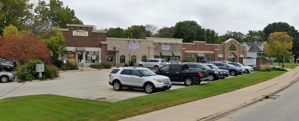 More Photos Of 1255-1263 S Monroe Ave, Green Bay Storefront Retail Office For Sale