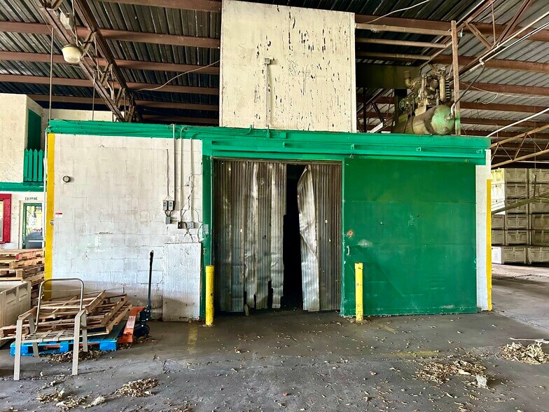 More Photos Of 22701 Packing House rd, Parrish Land For Sale