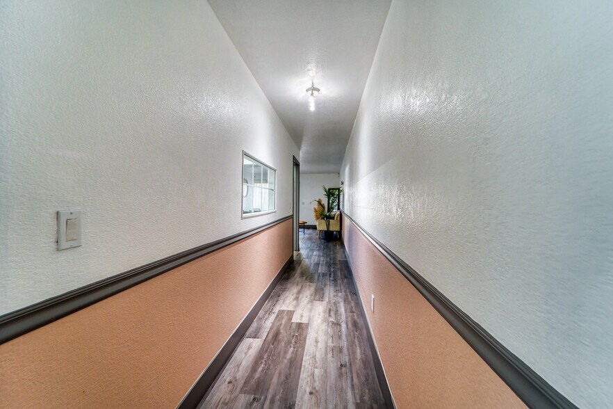 More Photos Of 1547 Starr Dr, Yuba City Office For Sale