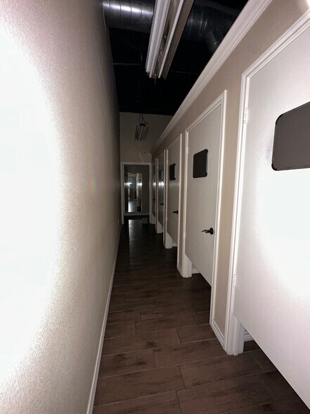 More Photos Of 2452 W Loop 340, Waco Freestanding For Lease