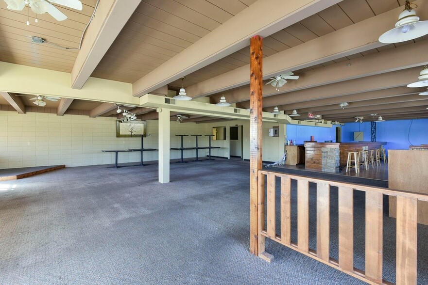 More Photos Of 14981 Mo - 13 Bus Highway, Branson West Restaurant For Sale