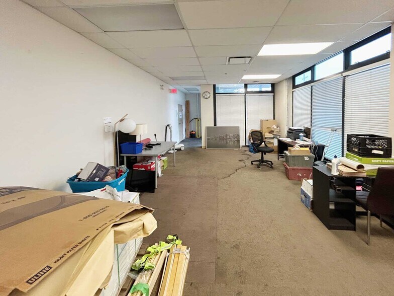 More Photos Of 409 Boyne St, New Westminster Warehouse For Sale