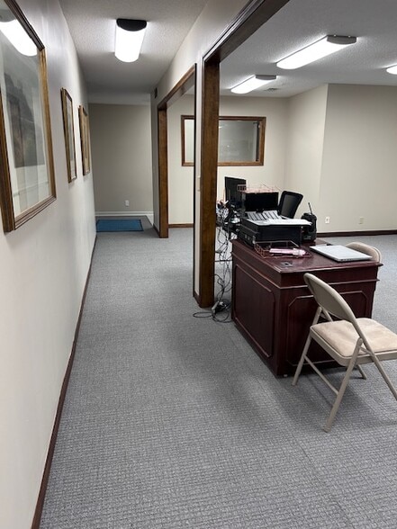 More Photos Of 10842-10854 John Galt Blvd, Omaha Office For Sale