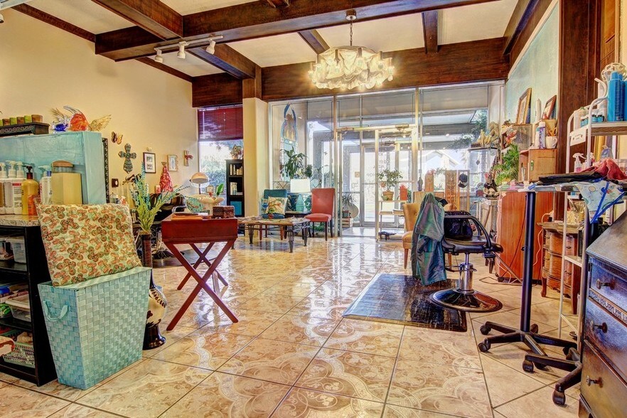 More Photos Of 4600 Ocean Dr, Corpus Christi Apartments For Sale