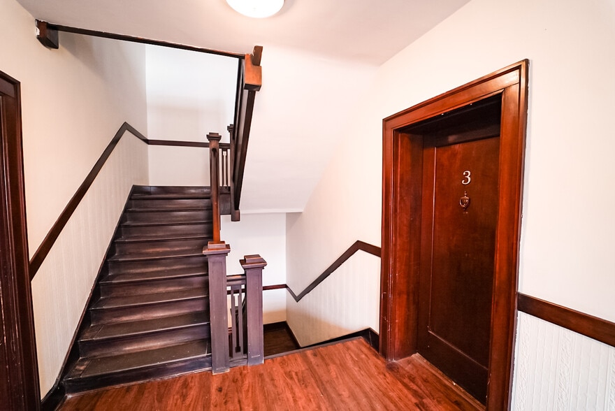 More Photos Of 2101 N Pennsylvania St, Indianapolis Apartments For Sale