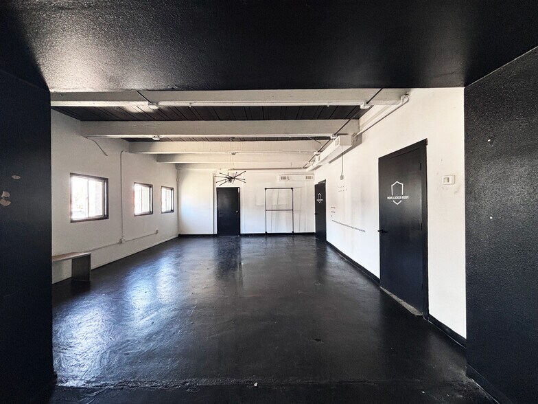 More Photos Of 3030-3034 Downing St, Denver Freestanding For Lease