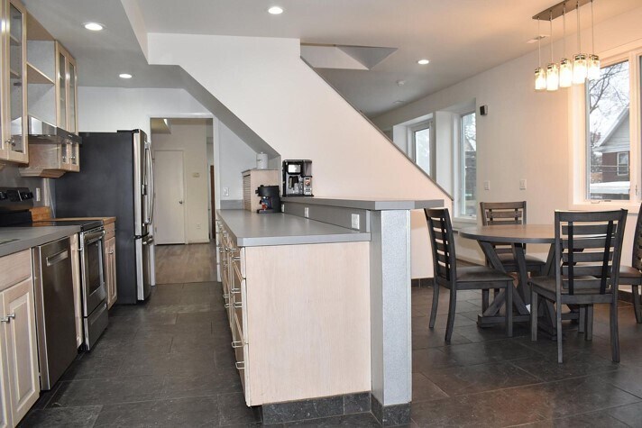 More Photos Of 396 Probasco St, Cincinnati Apartments For Sale