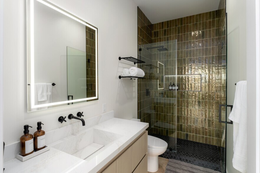 More Photos Of 5140 Los Robles Dr, Carlsbad Multifamily For Sale