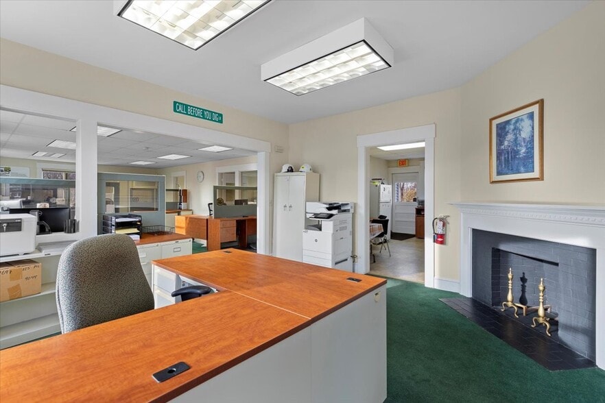 More Photos Of 2040 Whitney Ave, Hamden Office For Lease