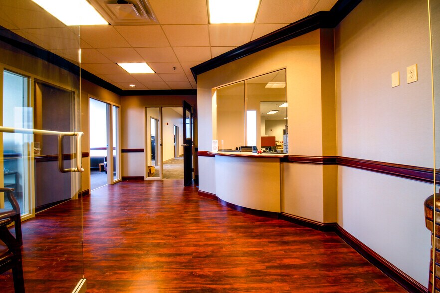 More Photos Of 2351 Connecticut Ave S, Sartell Office For Lease