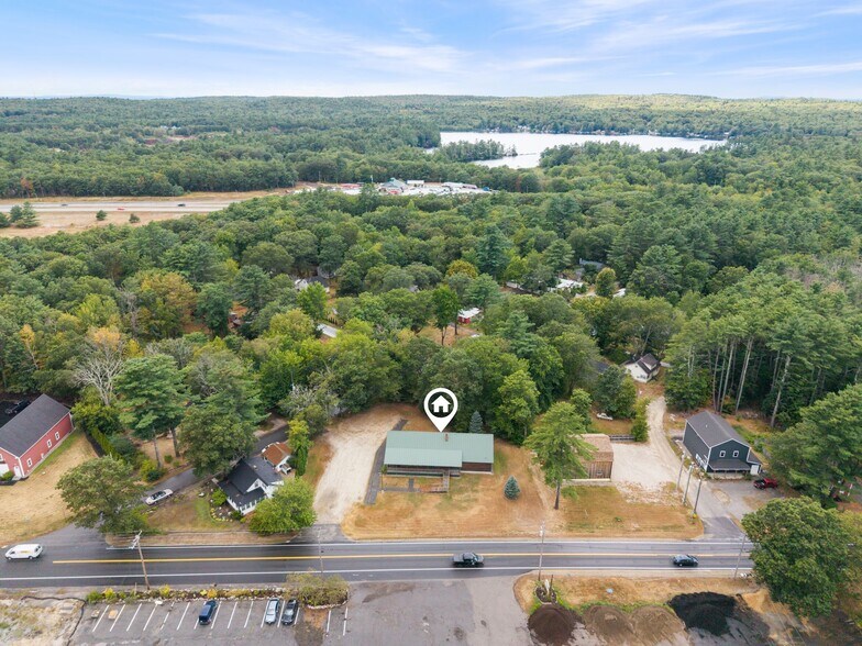 More Photos Of 204 Gray Rd, Cumberland General Retail For Sale