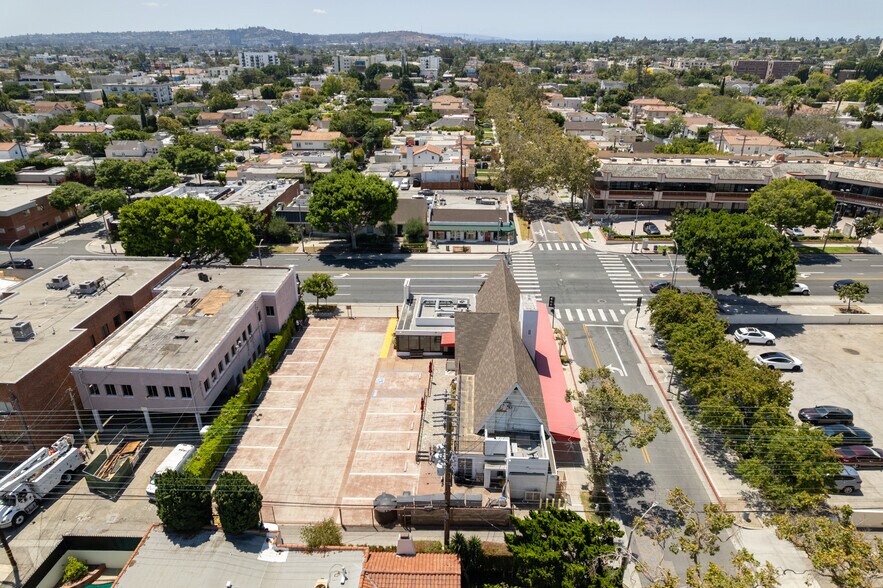 More Photos Of 8925 W Olympic Blvd, Beverly Hills Storefront Retail Office For Sale