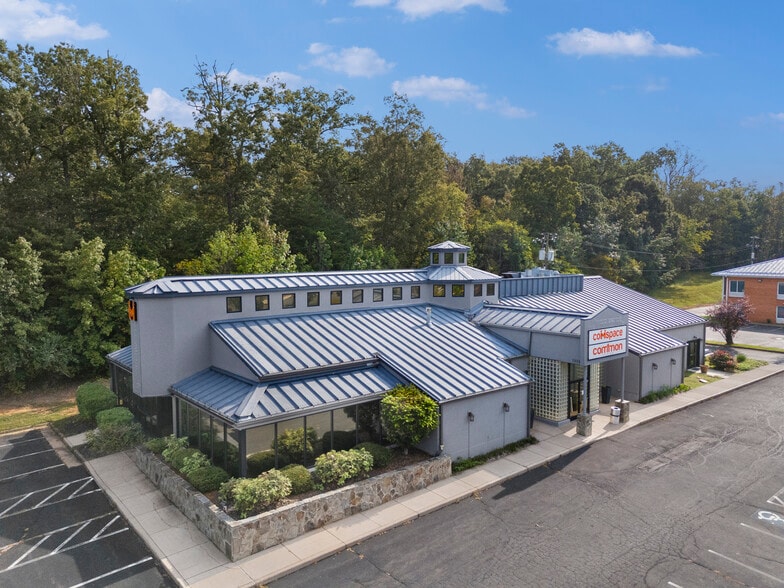 Primary Photo Of 7373 Comfort Inn Dr, Warrenton General Retail For Sale