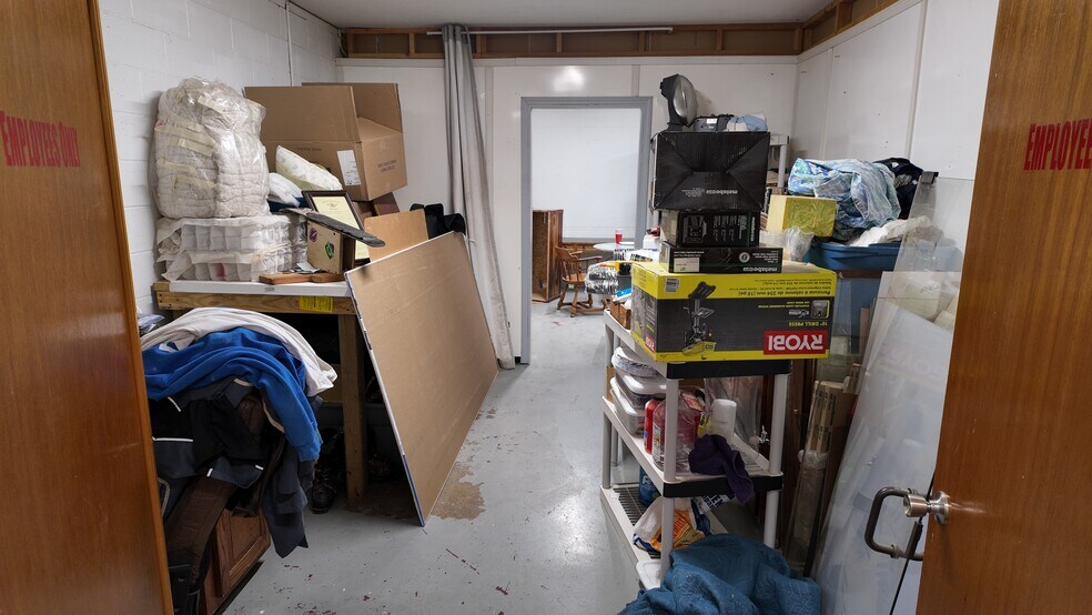 More Photos Of 5467 N Main St, Joplin Freestanding For Sale