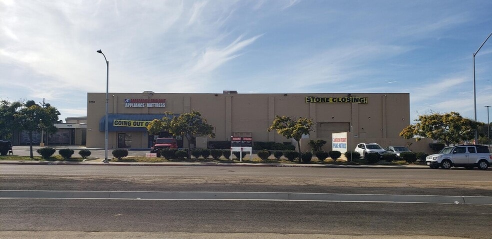 More Photos Of 1210 W Morena Blvd, San Diego Freestanding For Lease