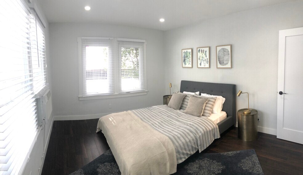 More Photos Of , Los Angeles Multifamily For Sale