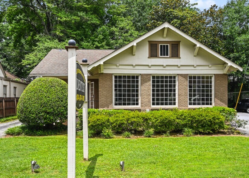 Primary Photo Of 1624 NE Piedmont Ave, Atlanta Medical For Sale