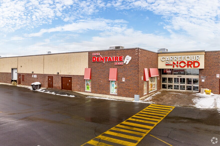 More Photos Of 900 Boul Grignon, St-Jérôme General Retail For Lease