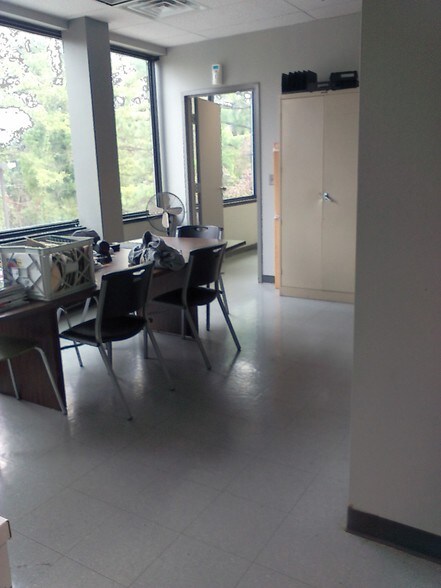 More Photos Of 3634 Austin Peay Hwy, Memphis Medical For Sale