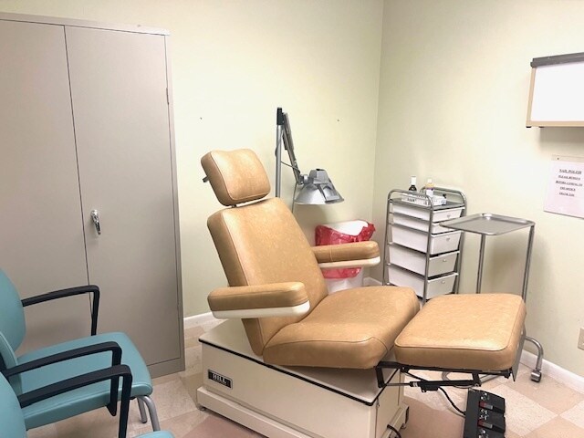 More Photos Of 8129-8375 NW 88th Ave, Tamarac General Retail For Lease