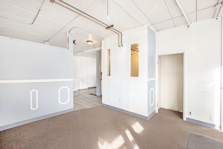 More Photos Of 740 Emerick St, Ypsilanti Medical For Lease