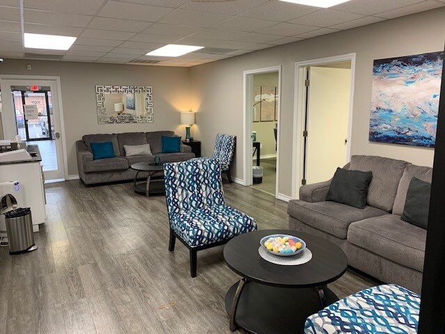 More Photos Of 4838 Holly Rd, Corpus Christi Office For Lease