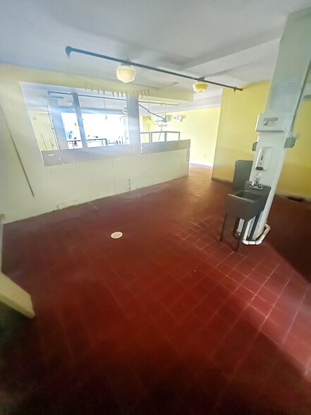 More Photos Of 275 Grand St, Jersey City Apartments For Lease