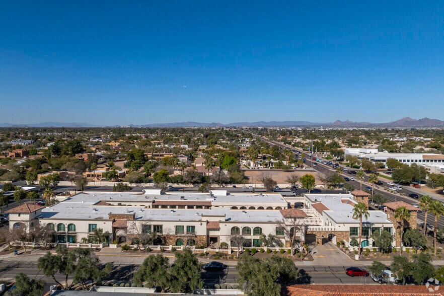 More Photos Of 11000 N Scottsdale Rd, Scottsdale Medical For Lease