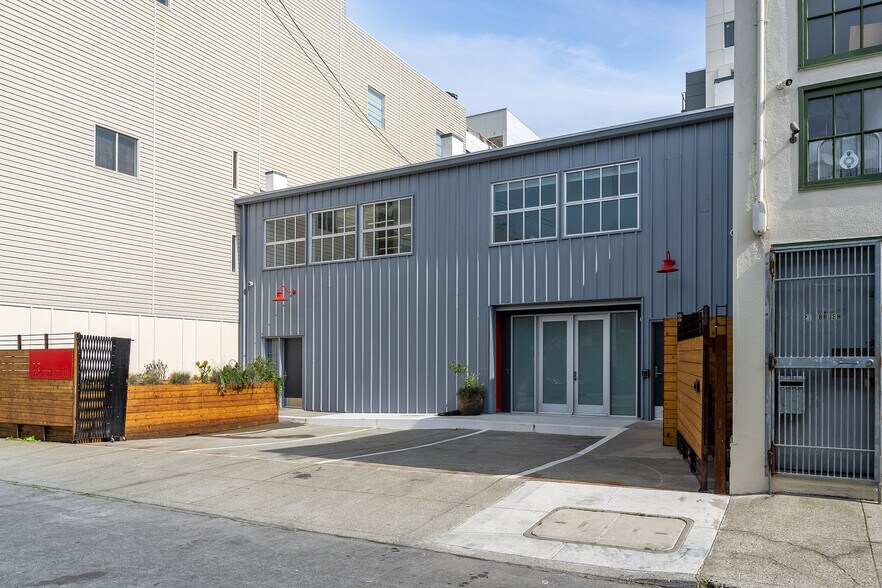 More Photos Of 15-17 Brush Pl, San Francisco Flex For Lease