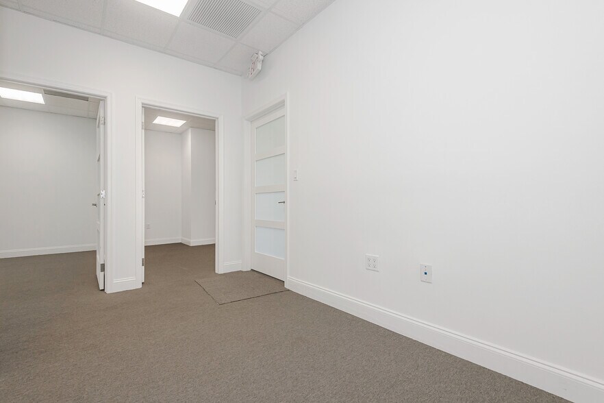 More Photos Of 7301 Wiles Rd, Coral Springs Medical For Sale
