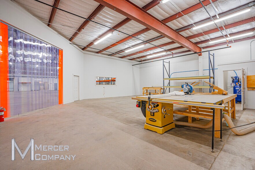 More Photos Of 2320 Michigan Ct, Arlington Light Distribution For Lease