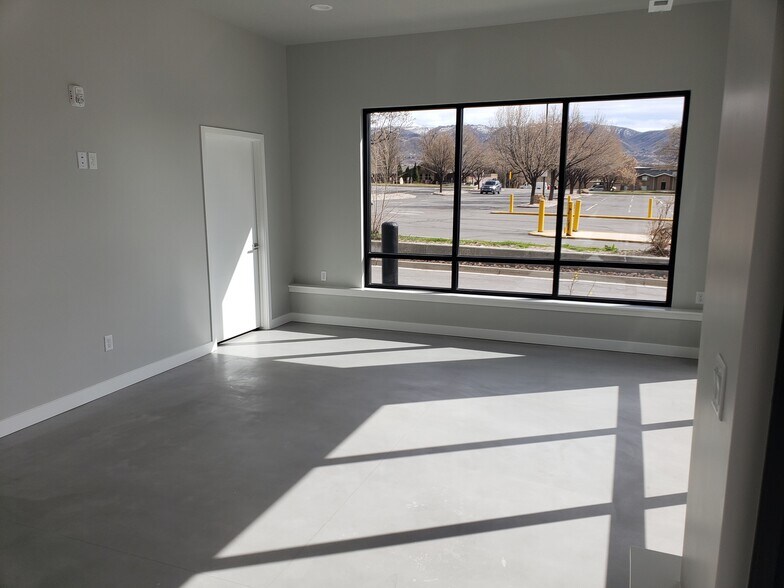 More Photos Of 12251 S 900 E, Draper Apartments For Lease