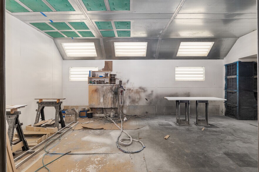 More Photos Of 26509 NW Us-27, High Springs Warehouse For Sale