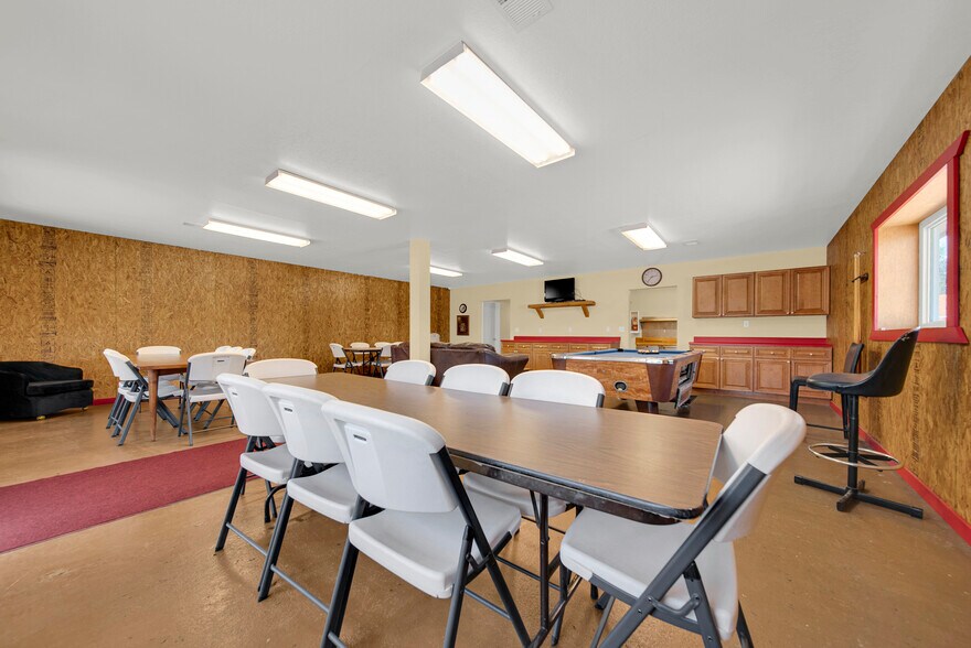 More Photos Of 625 E 1st St, Akron Hotel For Sale
