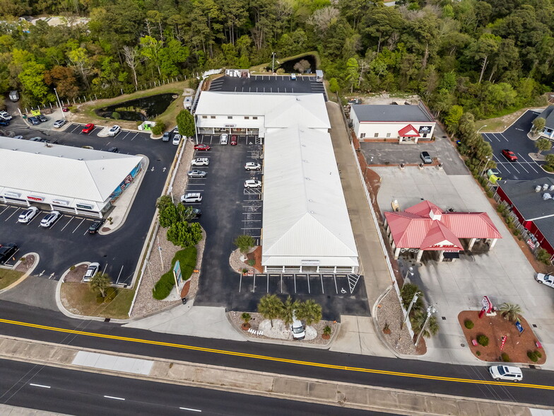 More Photos Of 1204 N Lake Park Blvd, Carolina Beach Light Distribution For Sale