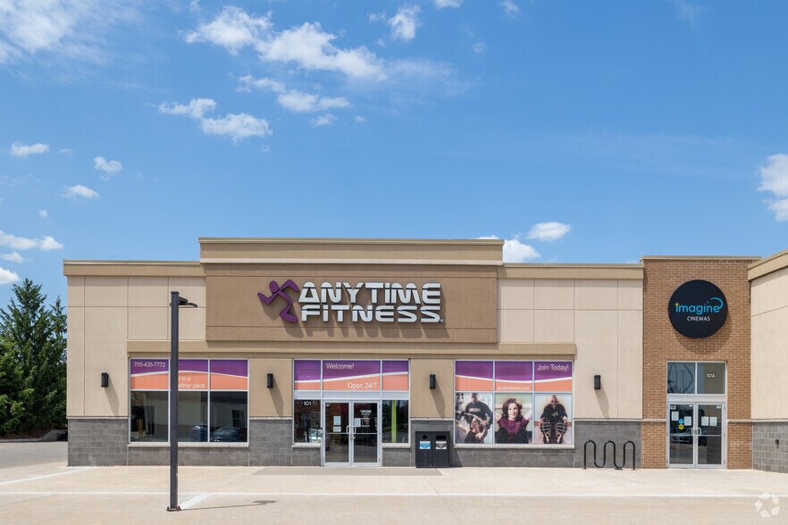 More Photos Of 130 Young St, New Tecumseth General Retail For Lease
