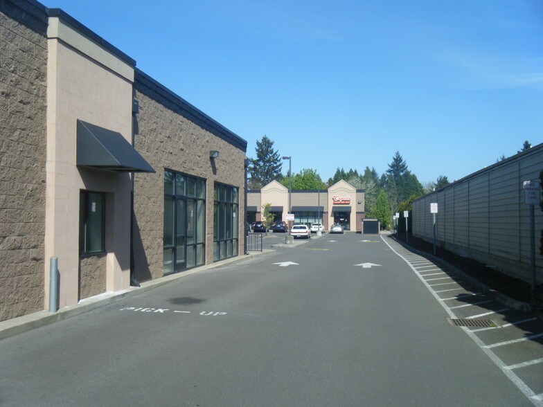 More Photos Of 4330-4336 Commercial St SE, Salem Freestanding For Lease