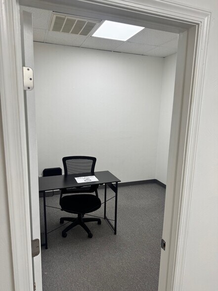 More Photos Of 138 S Rosemont Rd, Virginia Beach Medical For Lease