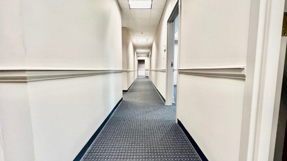 More Photos Of 46 Innovation Dr, Norcross Loft Creative Space For Lease