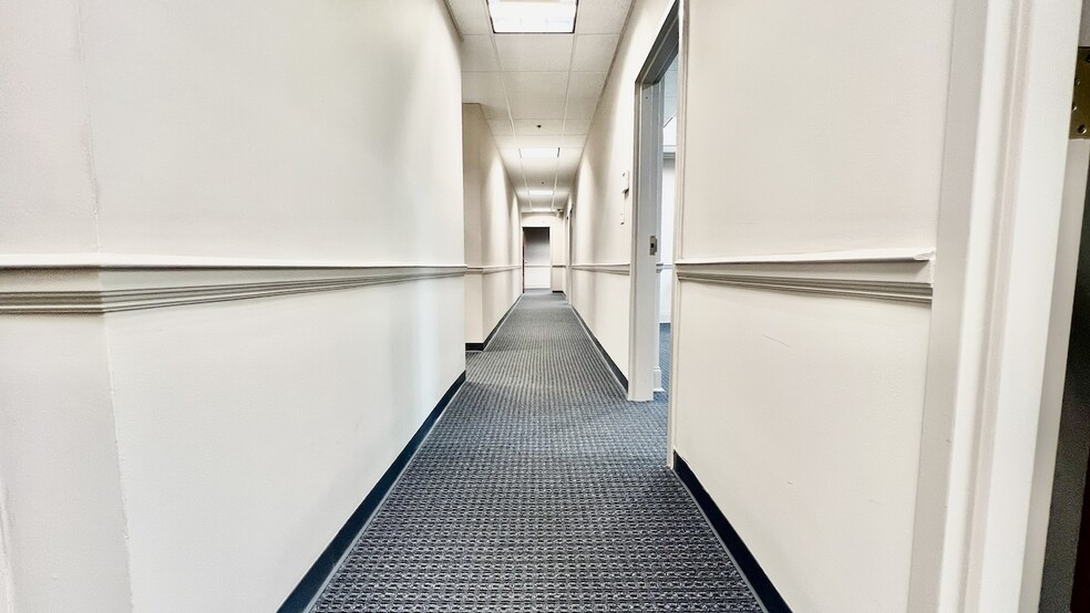 More Photos Of 46 Technology Pky S, Norcross Loft Creative Space For Lease