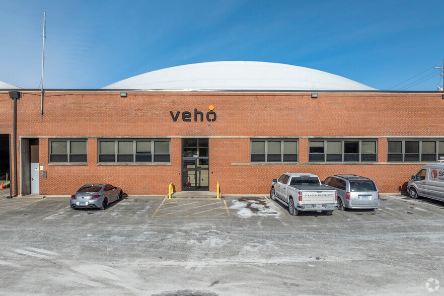 More Photos Of 6450 W Cortland St, Chicago Warehouse For Lease