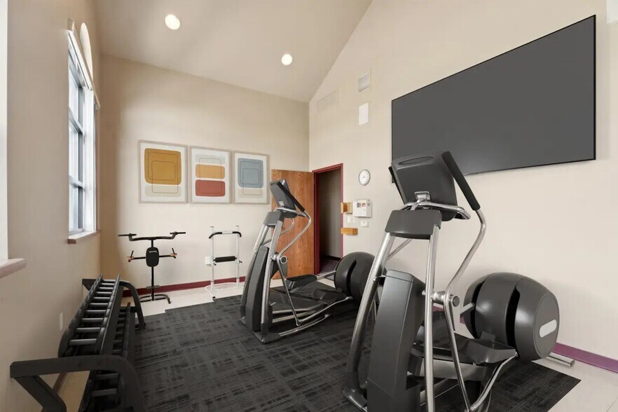 More Photos Of 180 Knights Way, Fond Du Lac Medical For Sale