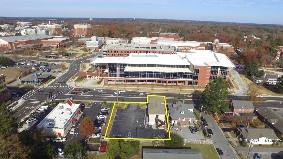 More Photos Of 506 E 10th St, Greenville Storefront Retail Office For Lease