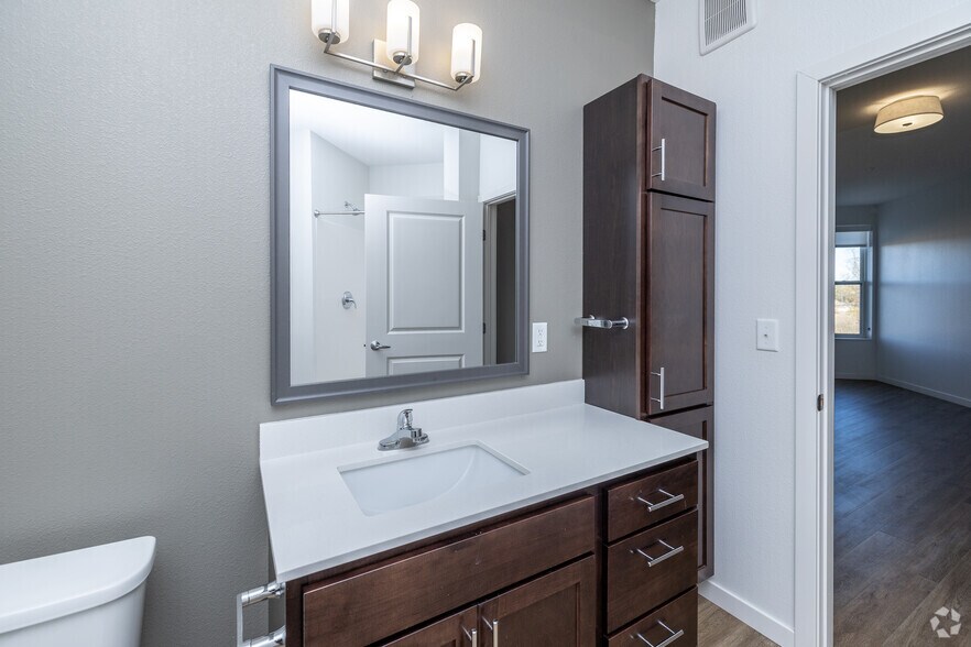 More Photos Of 201 El Dorado Dr, Jordan Apartments For Lease