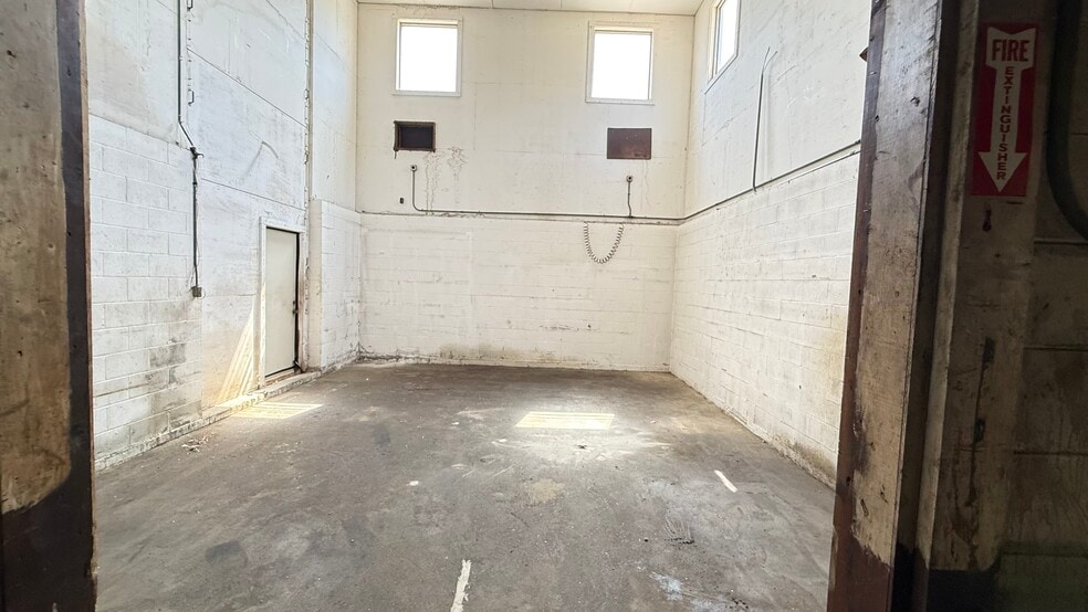 More Photos Of 148 Marlboro Rd, Southborough Industrial For Sale