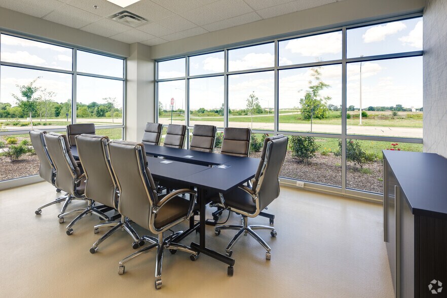 More Photos Of 17007 Prime Blvd, Lockport Coworking Space